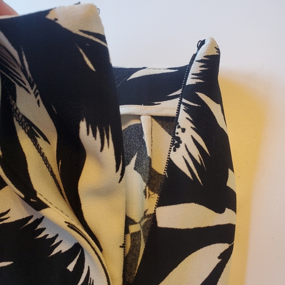 Express shorts skorts black and white - Picture 8 of 9